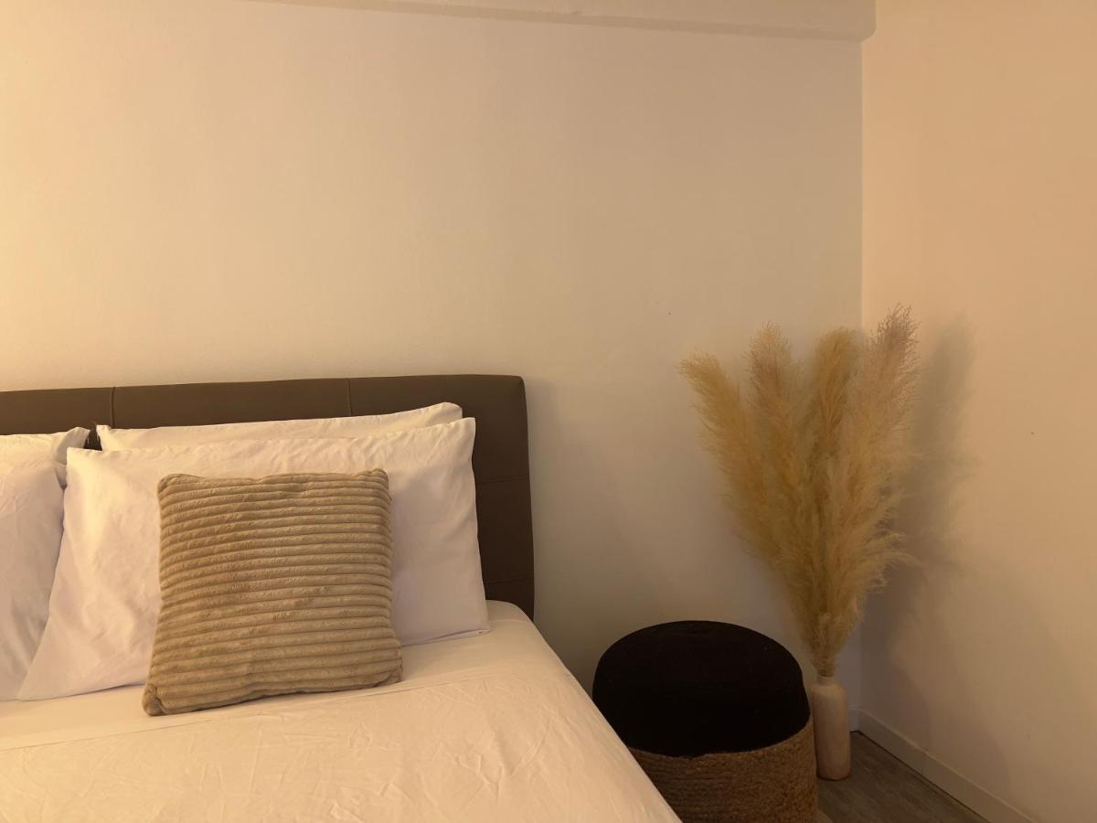 Regina Milano In Porta Romana 3 - Sky Tv, Wifi & Breakfast Box Apartment Exterior photo