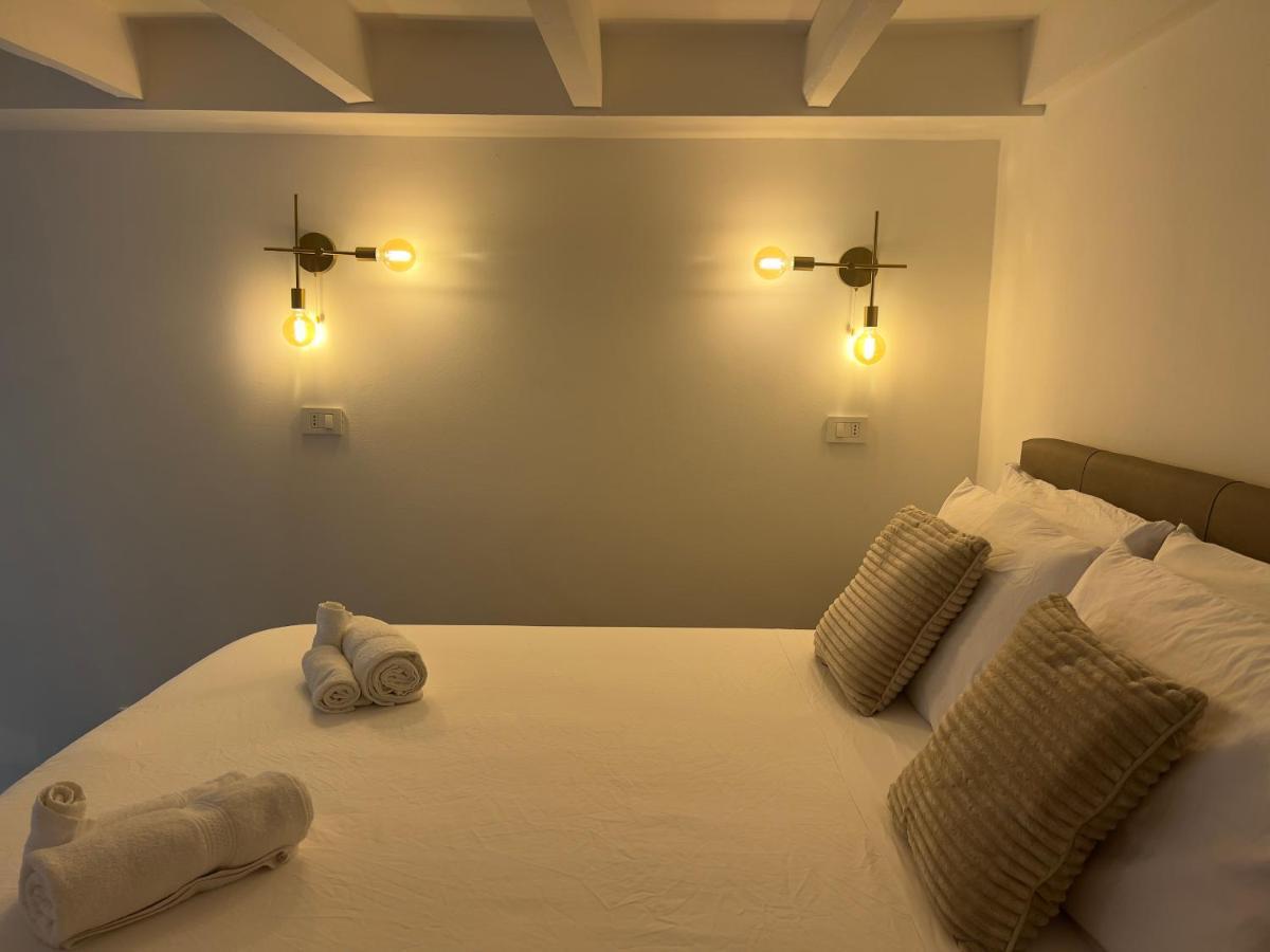 Regina Milano In Porta Romana 3 - Sky Tv, Wifi & Breakfast Box Apartment Exterior photo